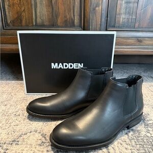 Steve Madden Men’s Black Chukka Chelsea Boots